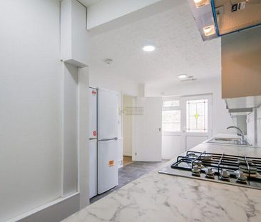 5 bedroom terraced house to rent - Photo 6