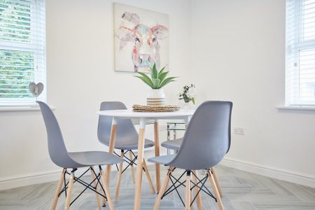 2 bedroom apartment to rent - Photo 4