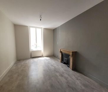 Location Appartement 3 pièces 79m² LYON 9ème - Photo 5