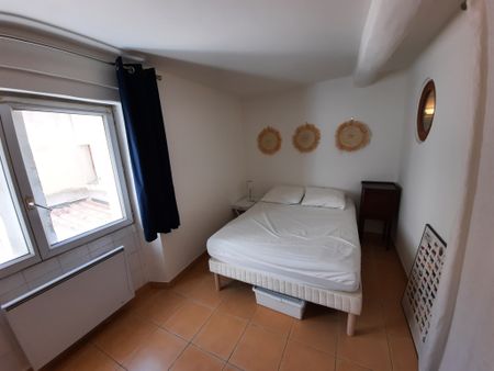 Location Appartement 1 pièce 23m² MARSEILLE 9ème - Photo 2