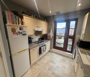 2 bedroom apartment to rent - Photo 4