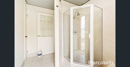 Fully Furnished Gem! - Photo 5