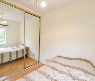 3 bedroom detached house to rent - Photo 4