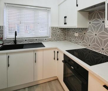 2 bedroom terraced house to rent - Photo 6