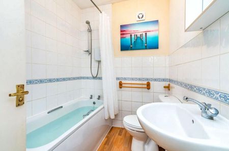 1 bedroom flat to rent - Photo 4