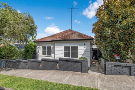 20 Breillat Street, Annandale. - Photo 3