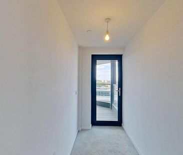 3 bedroom flat to rent - Photo 5