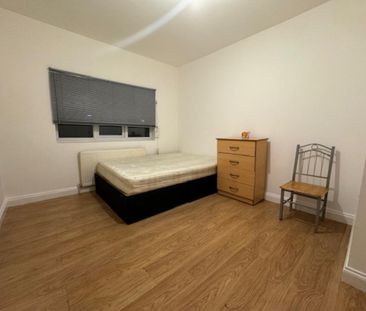 1 bedroom house of multiple occupation to rent - Photo 3