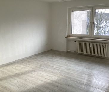 Familien aufgepasst! Schicke-3-Zimmer-Wohnung in Düsseldorf-Lichten... - Foto 1