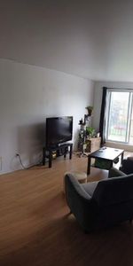 2 CH - 1 SDB - Québec - $1,257 /mo - Photo 3