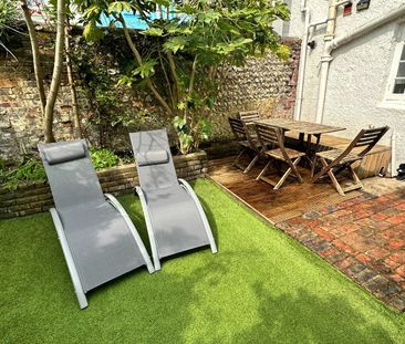 1 Bed Flat, Marine Gardens, BN2 - Photo 6