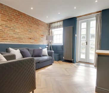 2 bedroom terraced house to rent - Photo 1