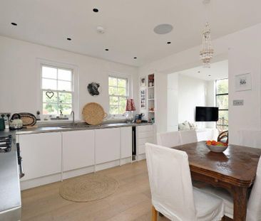 3 bedroom flat to rent - Photo 5