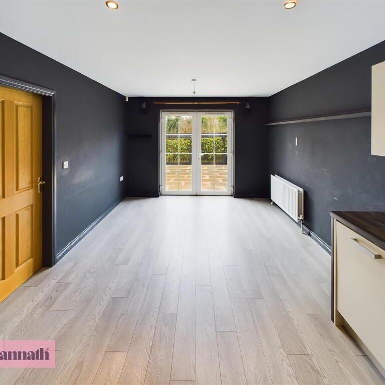 16 Lisnagrilly Hall, Portadown, Craigavon, BT63 5WR - Photo 1