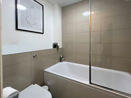 Heathfield Drive, Mitcham - Photo 4