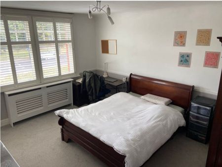 Room in a Shared Flat, Tooting Bec Garden, SW16 - Photo 5