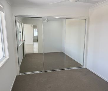 2 Bedroom Delight! - Photo 2