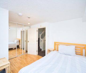 4 bedroom townhouse to rent - Photo 4