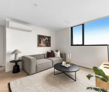 Breathtaking City Views in the Heart of Fitzroy - Photo 2