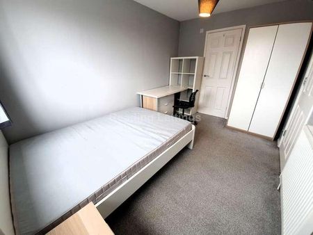 Spring Terrace, Reading, RG2 - Photo 2