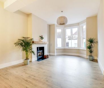 3 bedroom terraced house to rent - Photo 4