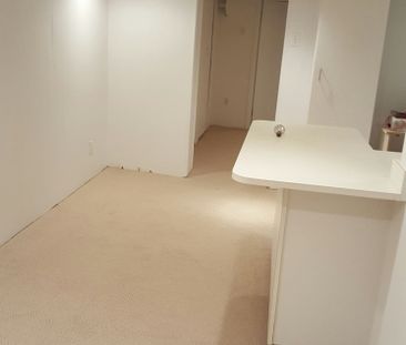 For Lease - 27 Hillsboro Avenue Unit# Unit Lower 1, Toronto, Ontario - Photo 6