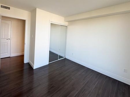 Unit 1106: Entire unit - Photo 3