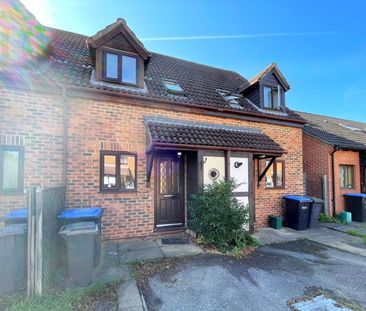 16 Oliver Close, Addlestone - 2 bedrooms Property for lettings - Se... - Photo 5