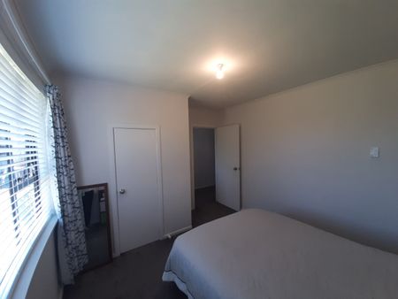 Lovely Family home - Photo 2