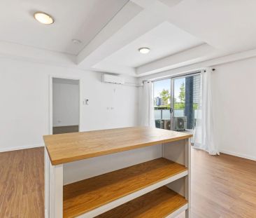 Ideally located, stylish apartment - Photo 1
