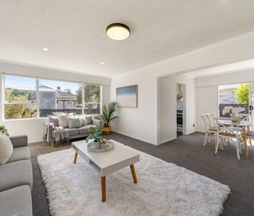 4-Bedroom Home in Waterloo - Photo 3