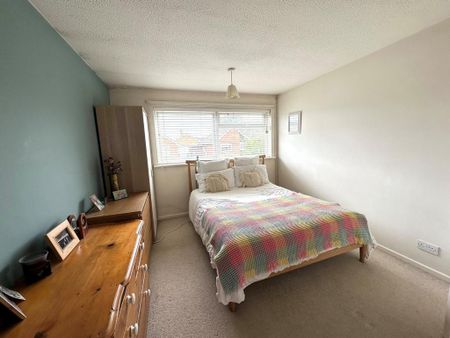 3 bedroom bungalow to rent - Photo 4