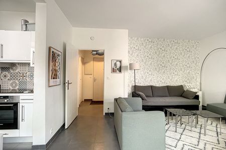 SURESNES - STUDIO MEUBLE - TERRASSE - JARDIN - Photo 5