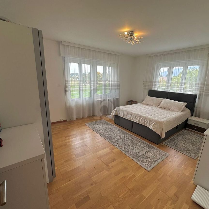 GROSSZÜGIG MIT SONNIGER TERRASSE - Foto 1