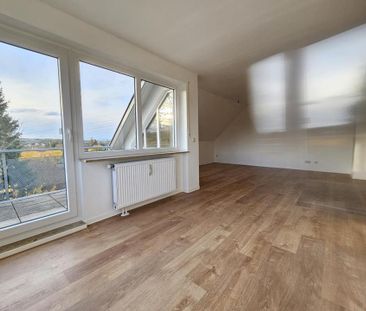 Super schöne 4-Zimmer Wohnung im Grünen mit Balkon komplett renoviert - Photo 3