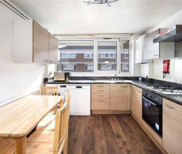 3 bedroom maisonette to rent - Photo 2