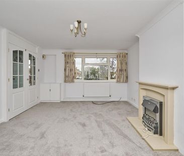 3 bedroom semi-detached house to rent - Photo 1