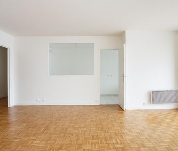 location Appartement T4 DE 83m² À PARIS - Photo 2