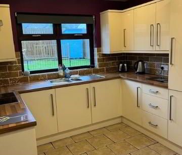 STUDENT LET 26/27, 22 Dhu Varren Park South, Portrush, BT56 8EJ - Photo 5