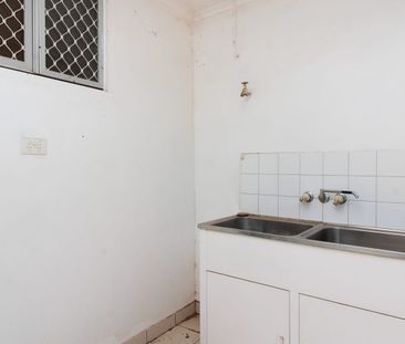 Everything Great, At Number 8! - Photo 5