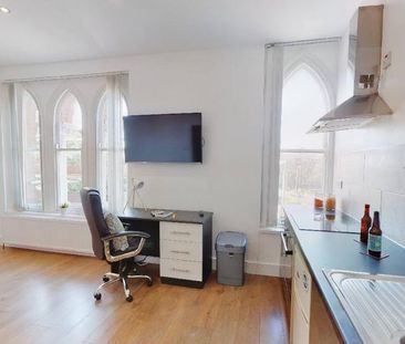 Studio to rent - Photo 3