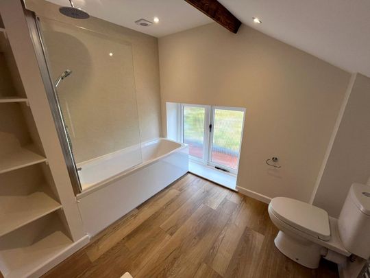 The Old Boys School, Wrockwardine - Photo 1