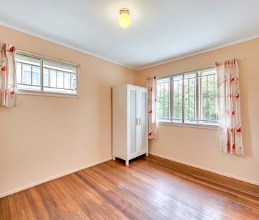 130 Lister Street, Sunnybank QLD 4109 - House For Rent | Domain - Photo 4