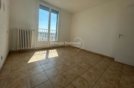 Appartement T3 à MIRAMAS 76m², - Photo 2