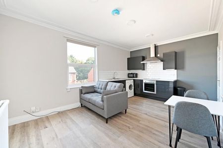 Student Apartment 2 bedroom, Ecclesall Road, Sheffield - Photo 3