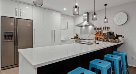 Executive Home: Your Beachside Retreat - Photo 4