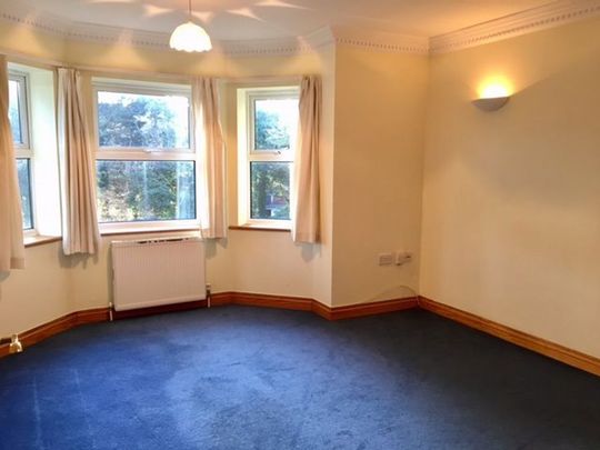 TWO BEDROOM GROUND FLOOR, CHARMINSTER (P00226) - Photo 1