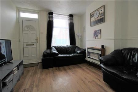 2 bedroom terraced house to rent - Photo 3
