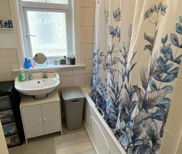 2 bedroom maisonette to rent - Photo 6