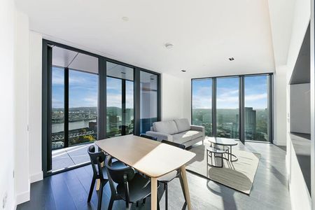 Apartment for rent in Amory Tower, London E14 - Photo 3